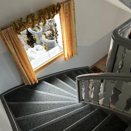 Austrian Motel Heiss Пруц Екстериор снимка