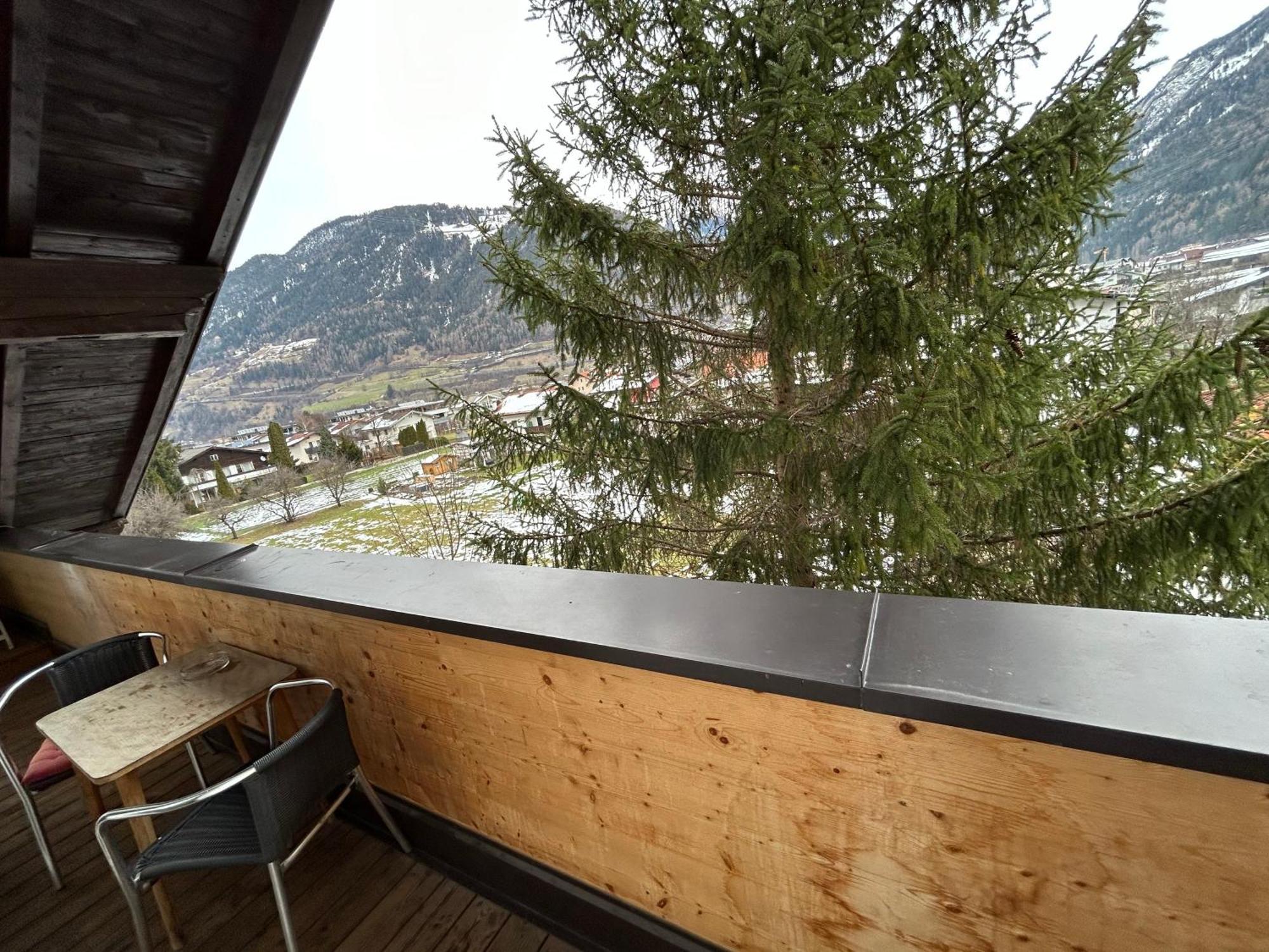 Austrian Motel Heiss Пруц Екстериор снимка